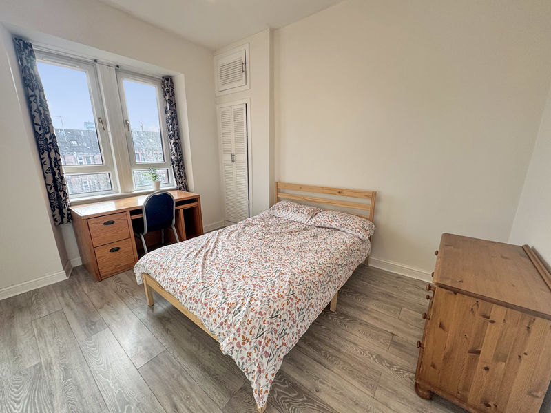 Crathie Drive Thornwood